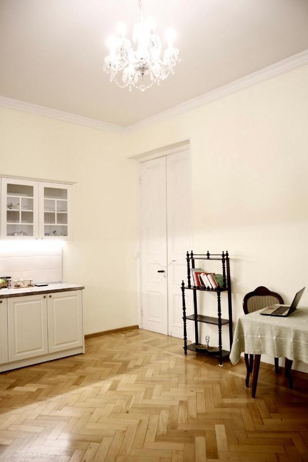 Mariko'S Apartment Tbilisi Exterior photo